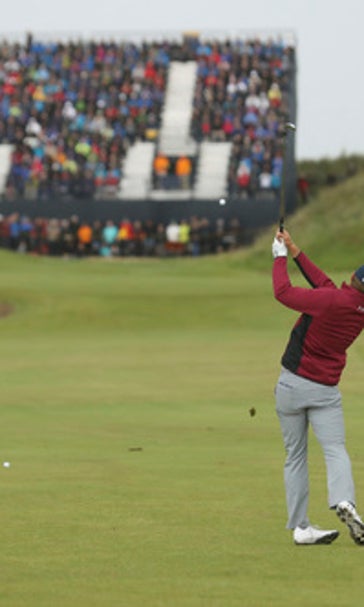 The Latest: Spieth will take a 3-shot lead into final round